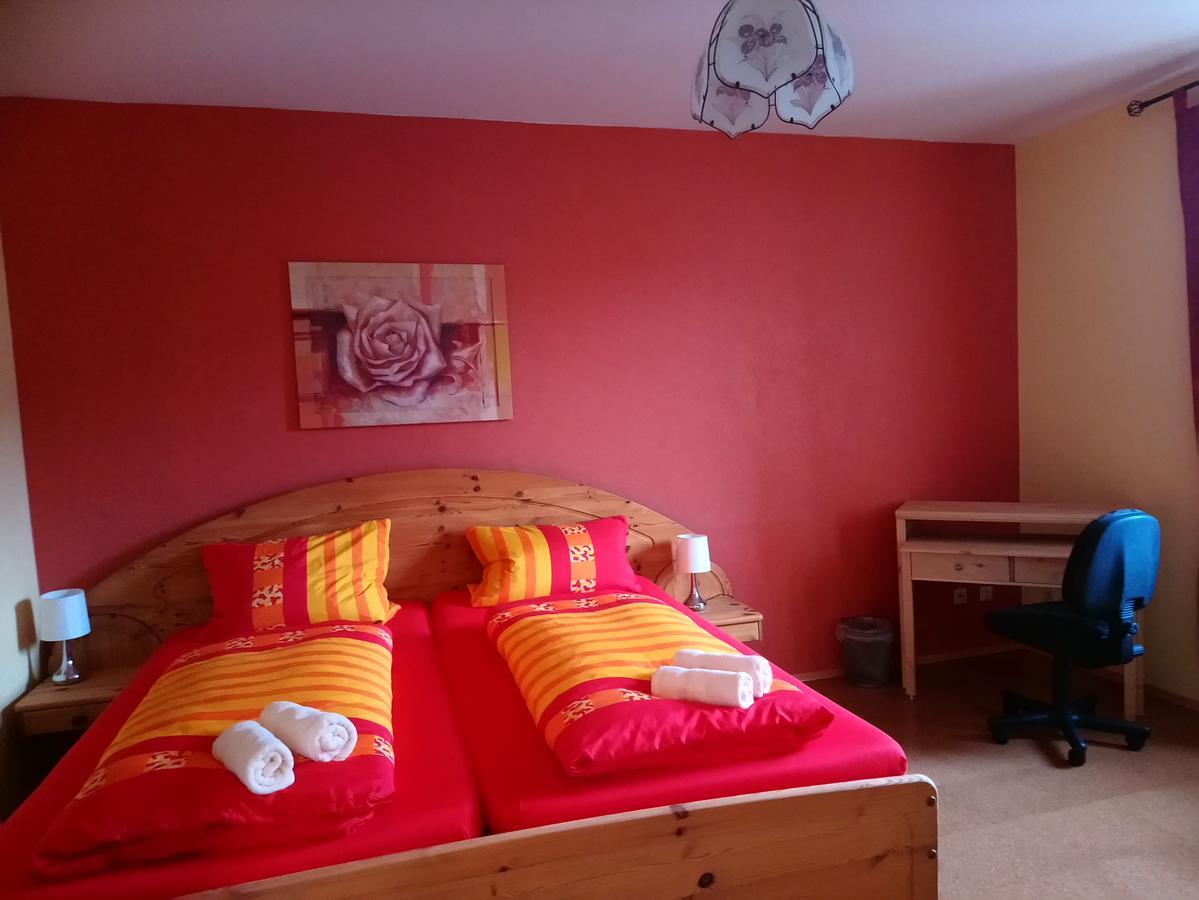 Pension Roehrig Hirzenach Экстерьер фото