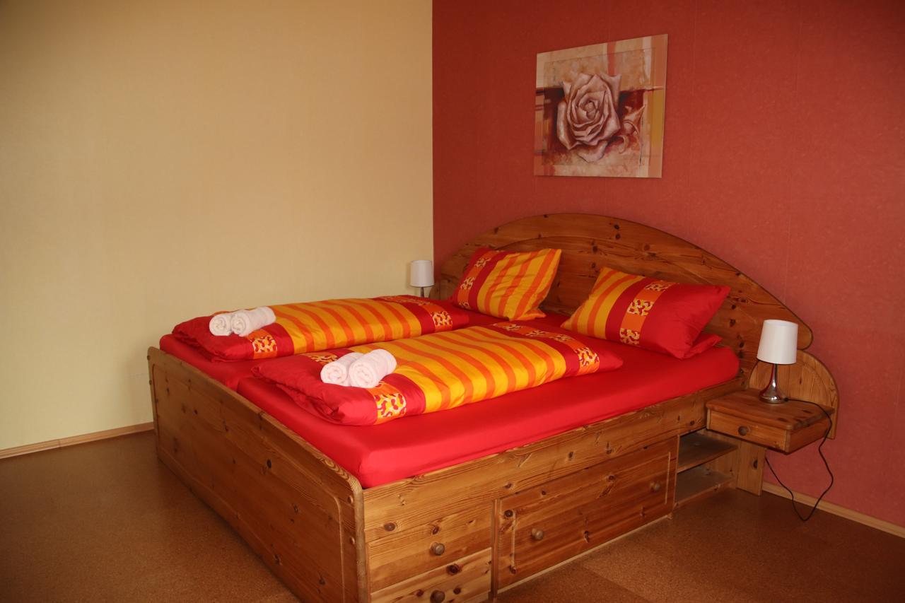 Pension Roehrig Hirzenach Экстерьер фото